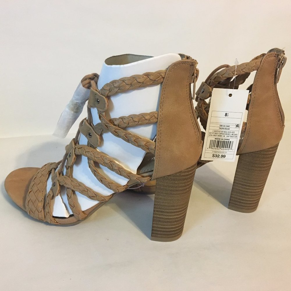 Merona Heeled Sandal Tan ize 8 1/2